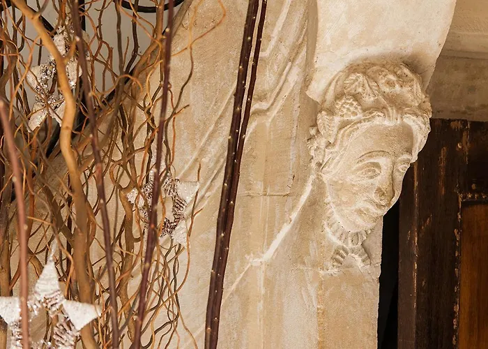 Manoir Sainte Victoire Bed and Breakfast Μπαγιέ