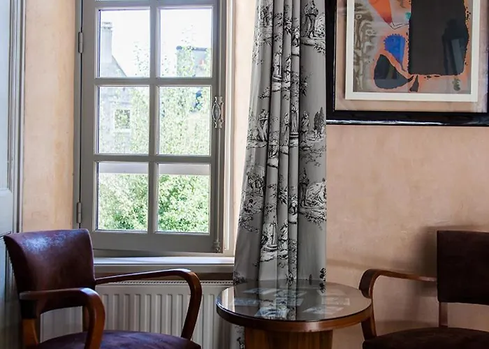 Manoir Sainte Victoire Bed and Breakfast