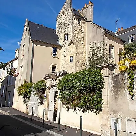 Manoir Sainte Victoire Couette-café 3*
