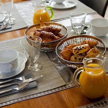 Manoir Sainte Victoire 3* באיו