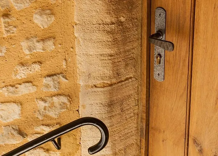 Manoir Sainte Victoire 3* 贝叶